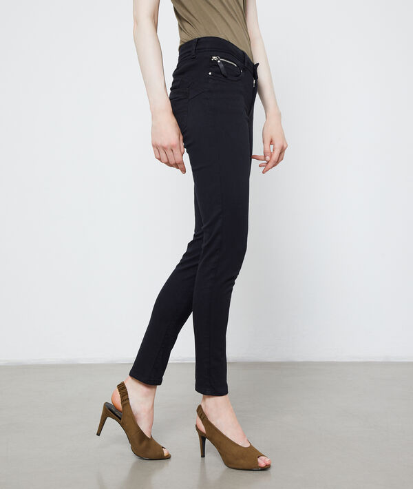 Pantalon slim noir.