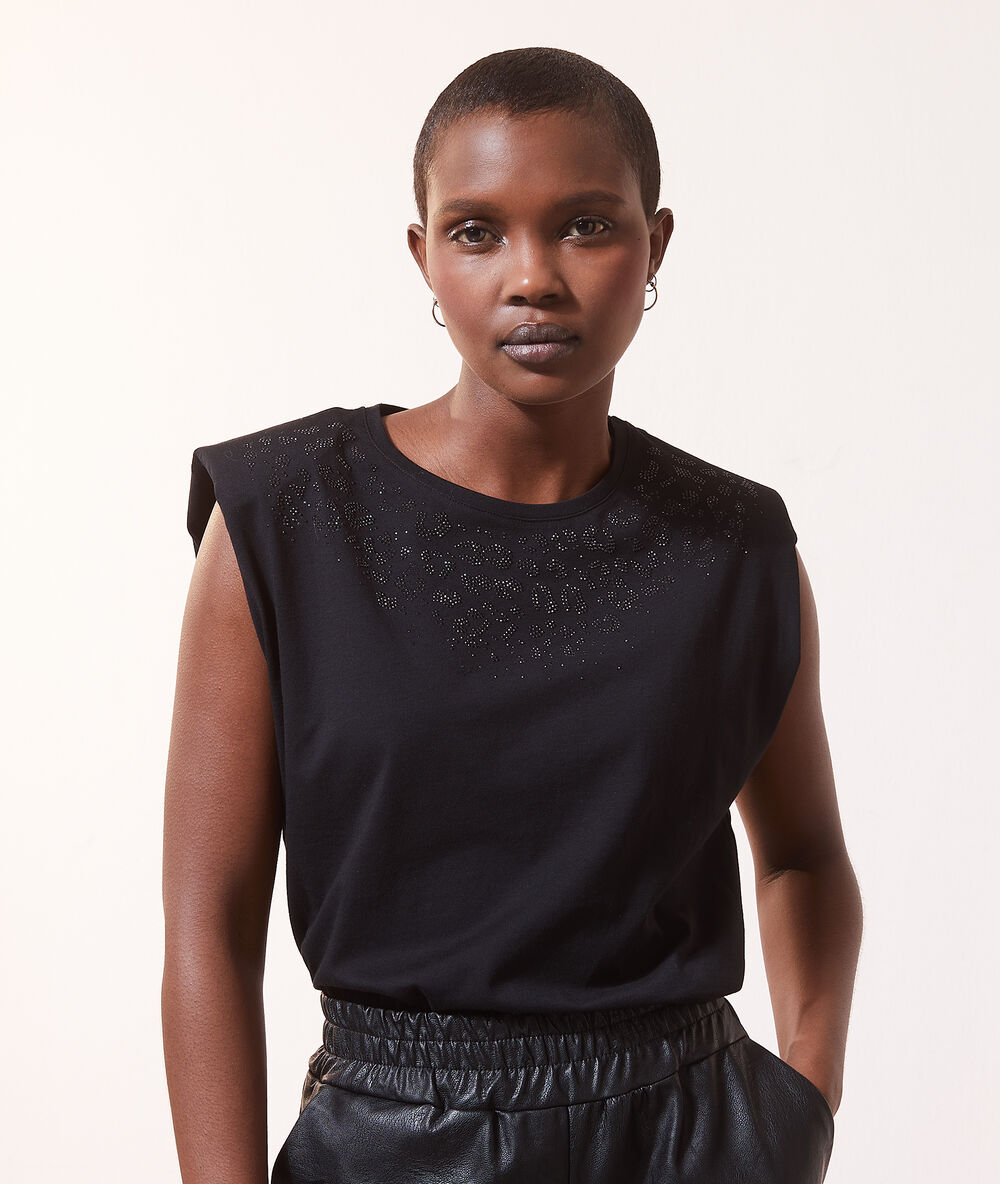Top épaulettes avec strass noir.