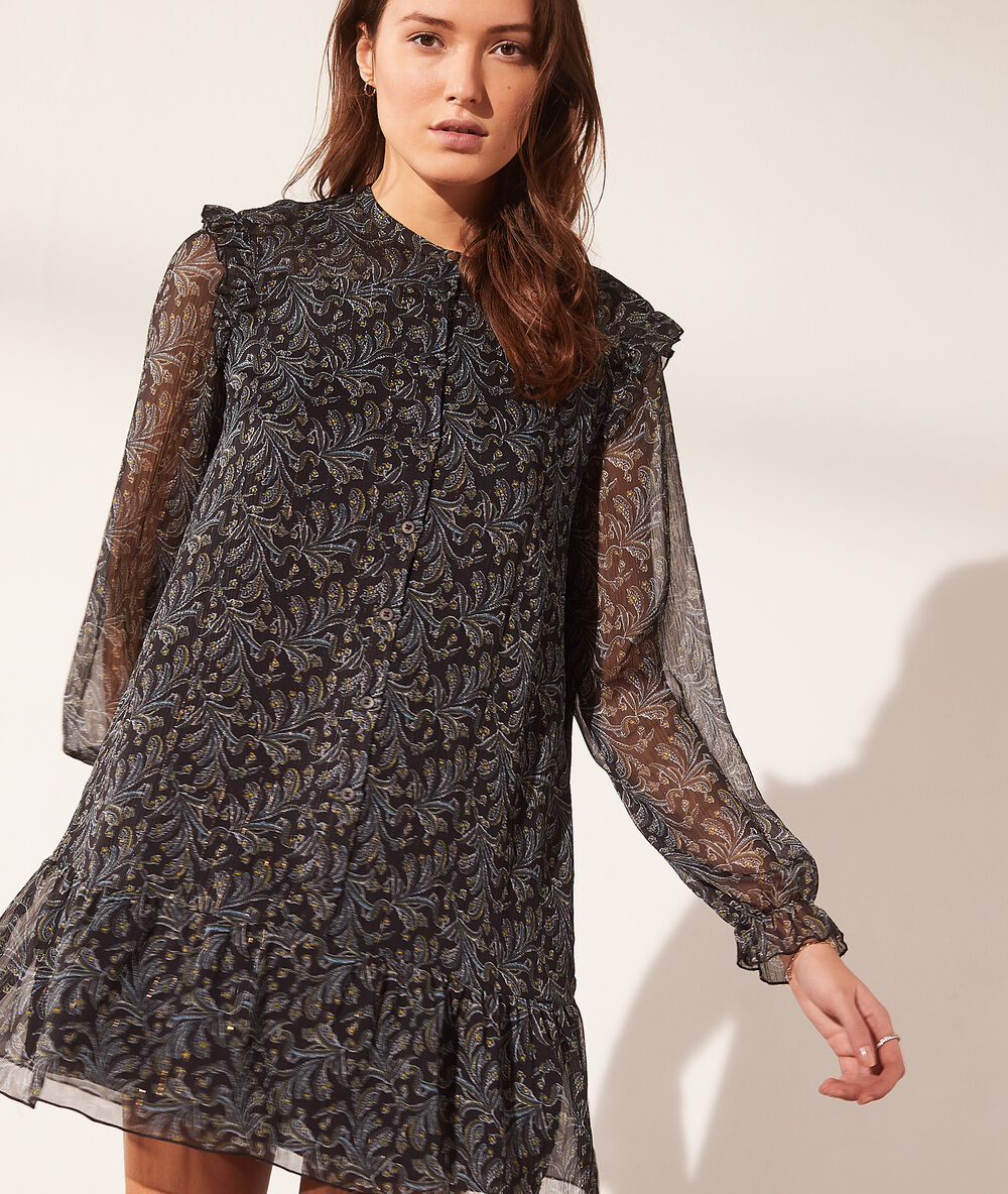 Robe fluide imprimé fleuri noir.