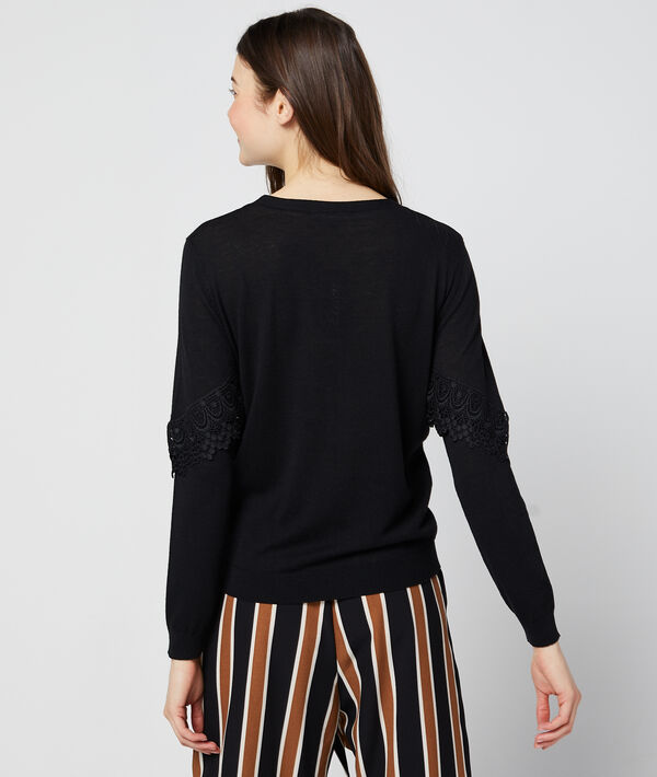 Pull à guipure en maille fine Pull à guipure en maille fine