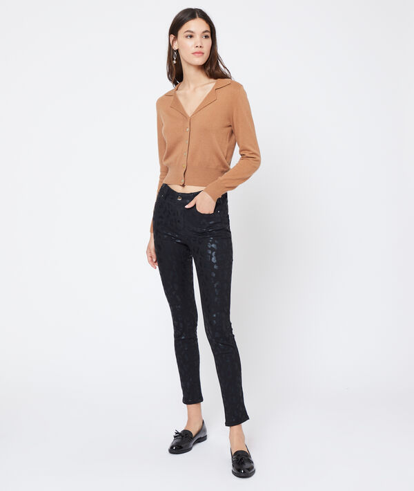 Cardigan à col chemisier camel.