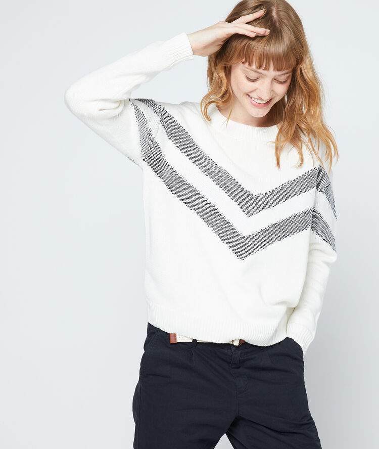 Pull graphique en maille fine ecru.