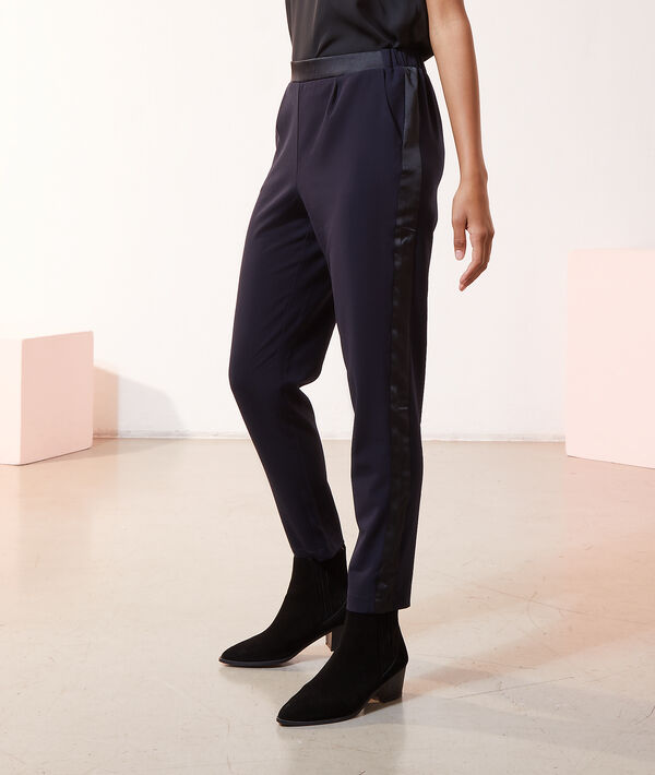 Pantalon slim côtés satinés Pantalon slim côtés satinés