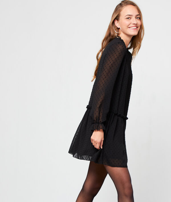 Robe doublée en plumetis noir.