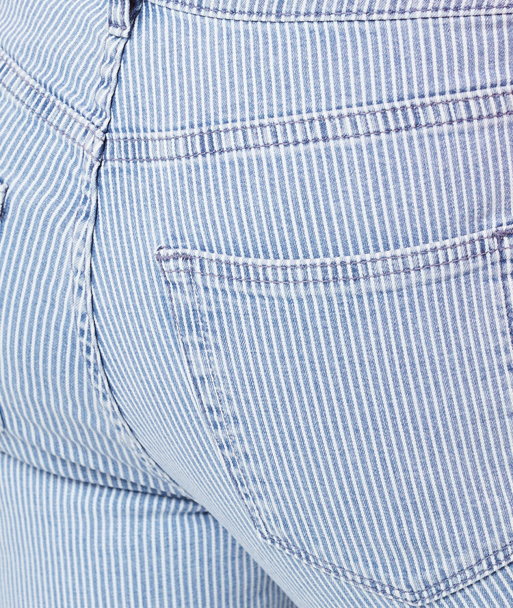Pantalon slim à rayures marine.