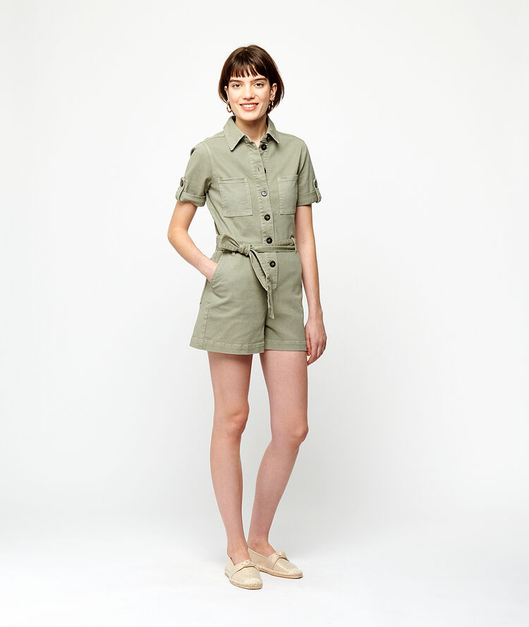 Combishort bleu de travail kaki clair.