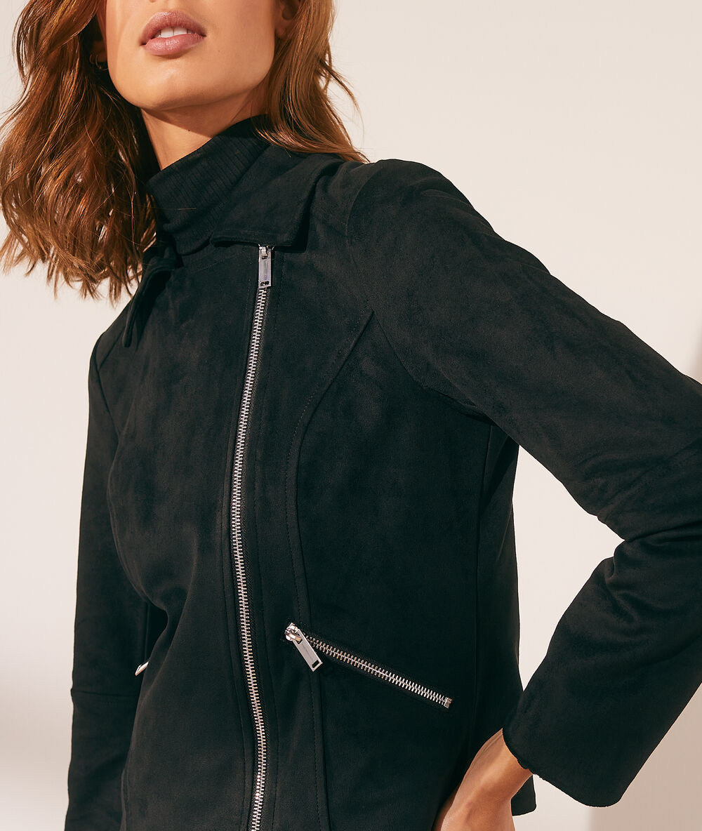 Veste de biker effet daim noir.