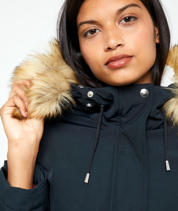 Parka doublure matelassée marine.