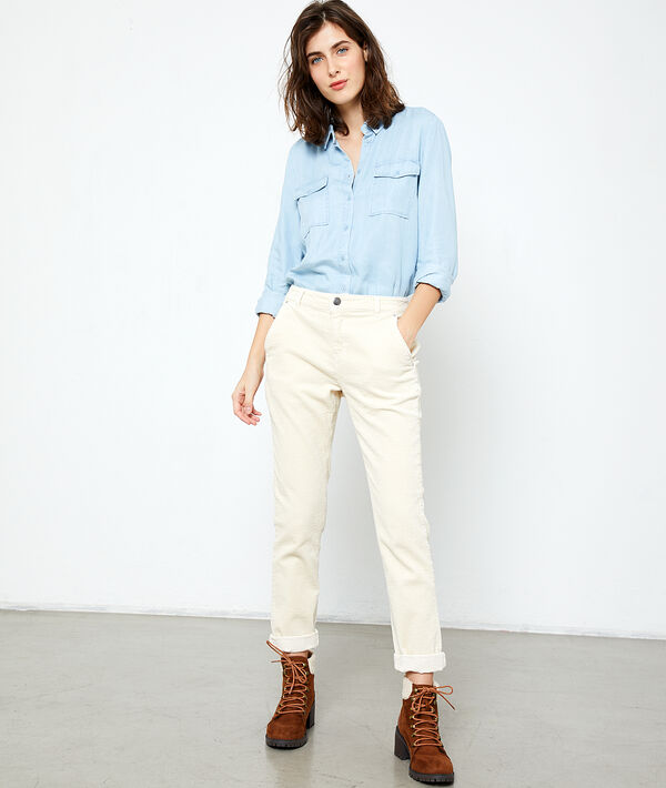 Pantalon en velours côtelé ecru.