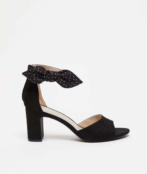 Sandales nouées à talons Sandales nouées à talons