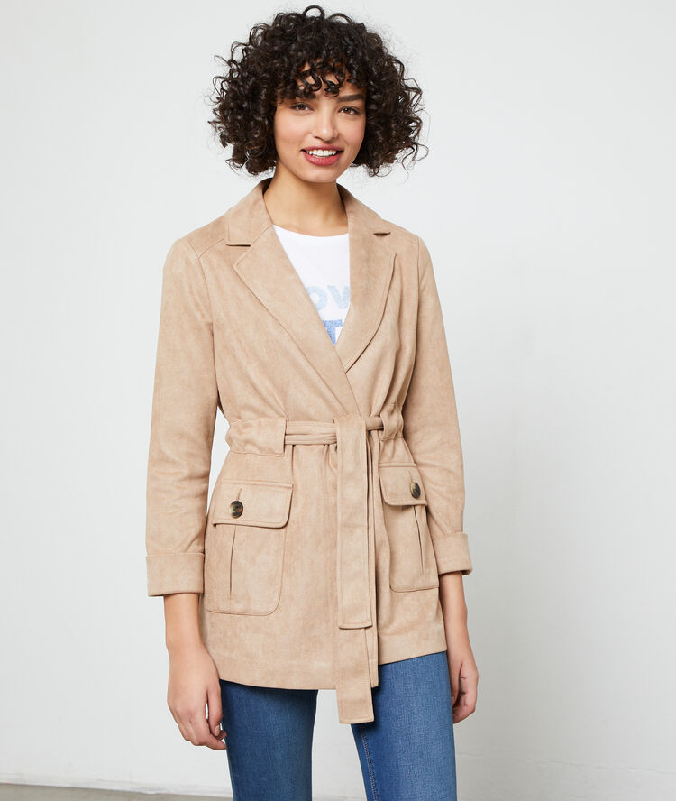 Trench court effet daim camel fonce.