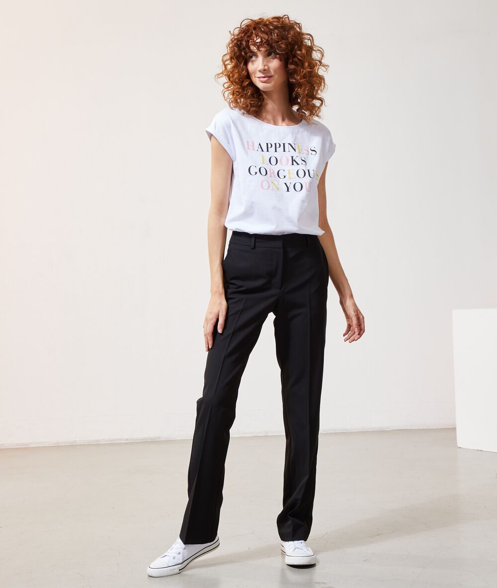 T-shirt "happiness looks gorgeous on you" blanc.