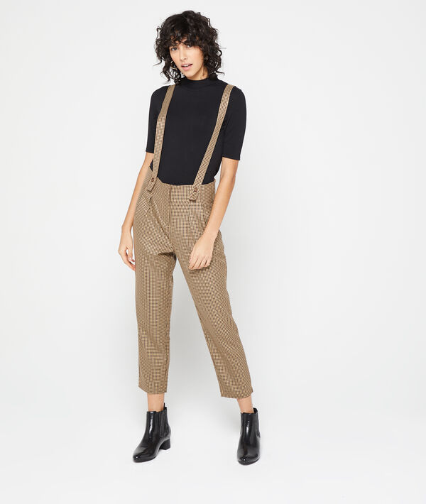 Pantalon carotte à bretelles Pantalon carotte à bretelles