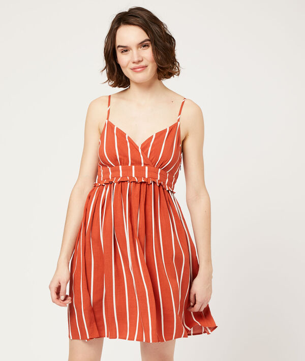Robe rayée à fines bretelles Robe rayée à fines bretelles