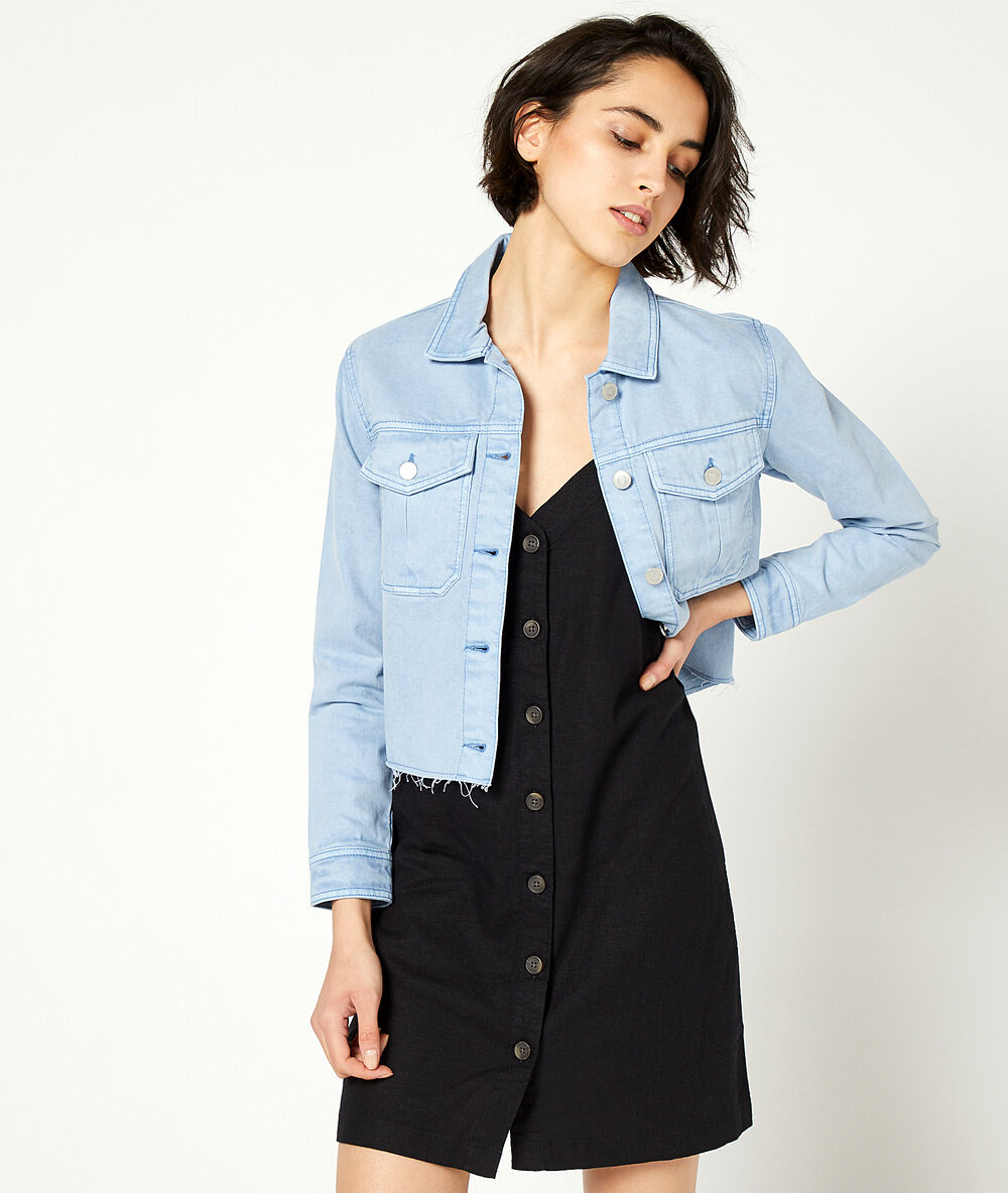 Veste en jean ciel.