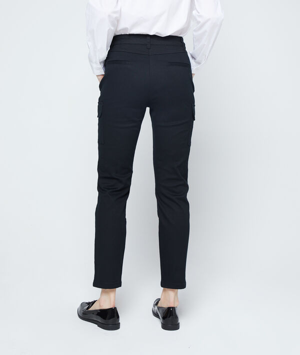 Pantalon slim à poches Pantalon slim à poches