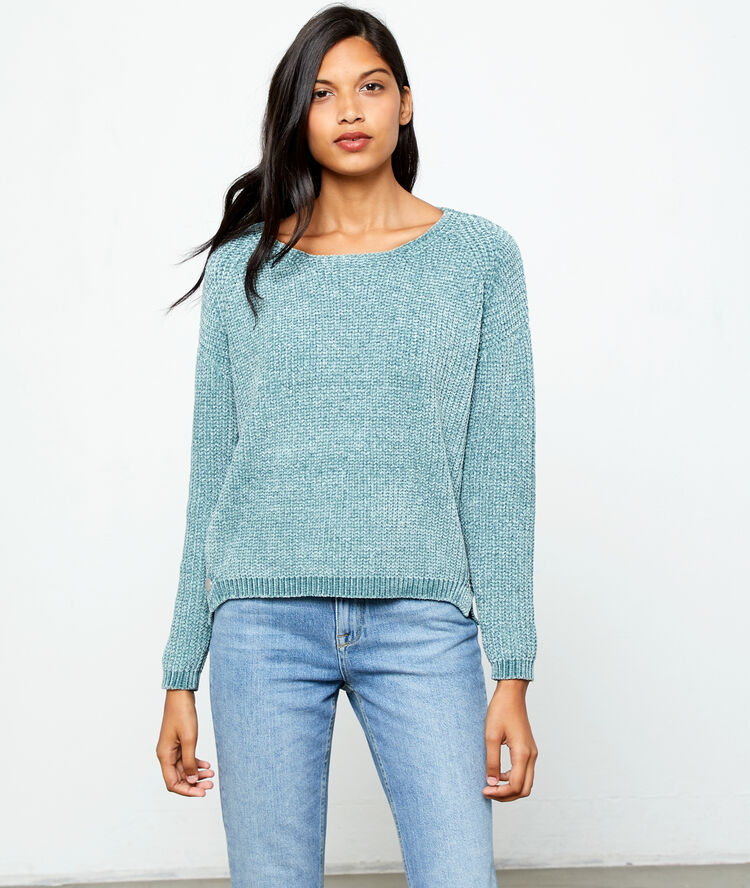 Pull en maille chenille sauge.
