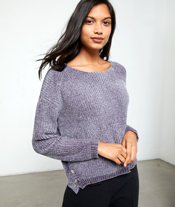Pull en maille chenille souris.