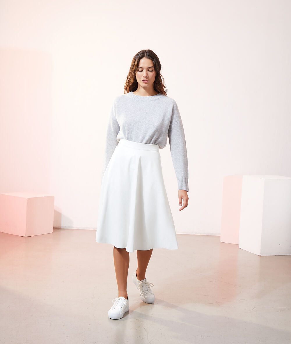 Jupe midi effet cuir ecru.
