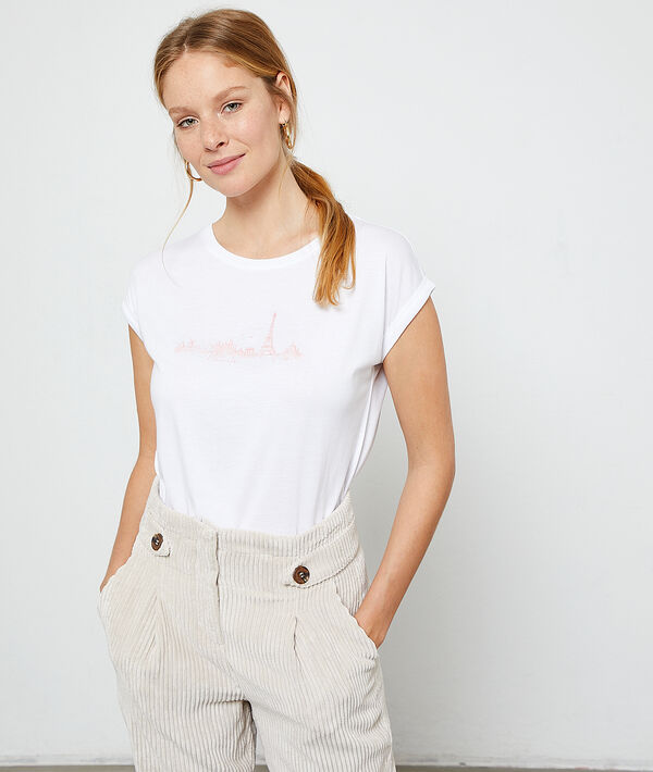 T-shirt à broderies T-shirt à broderies