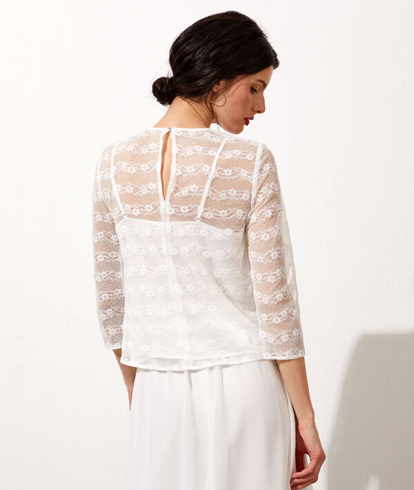 Top en tulle de dentelle fleurie Top en tulle de dentelle fleurie