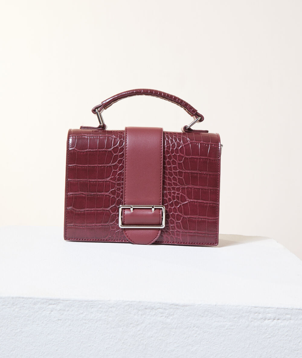 Sac à bandoulière effet croco bordeaux.