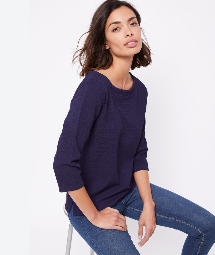 T-shirt col bateau marine.