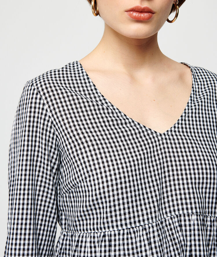 Blouse imprimé vichy noir.