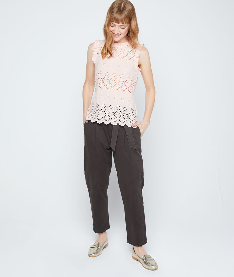 Top à broderie anglaise en coton nude.