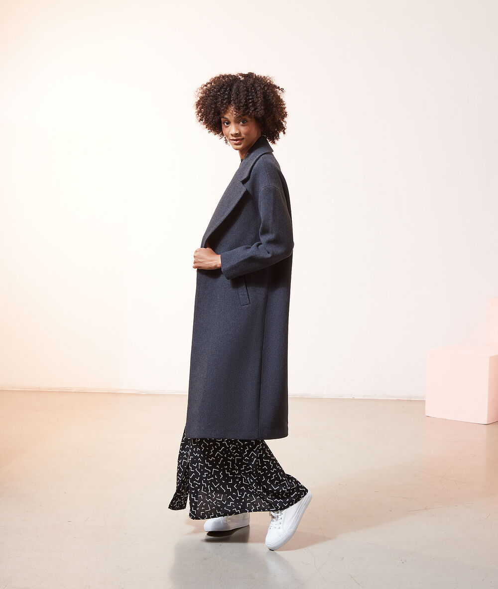 Manteau droit long gris chine.