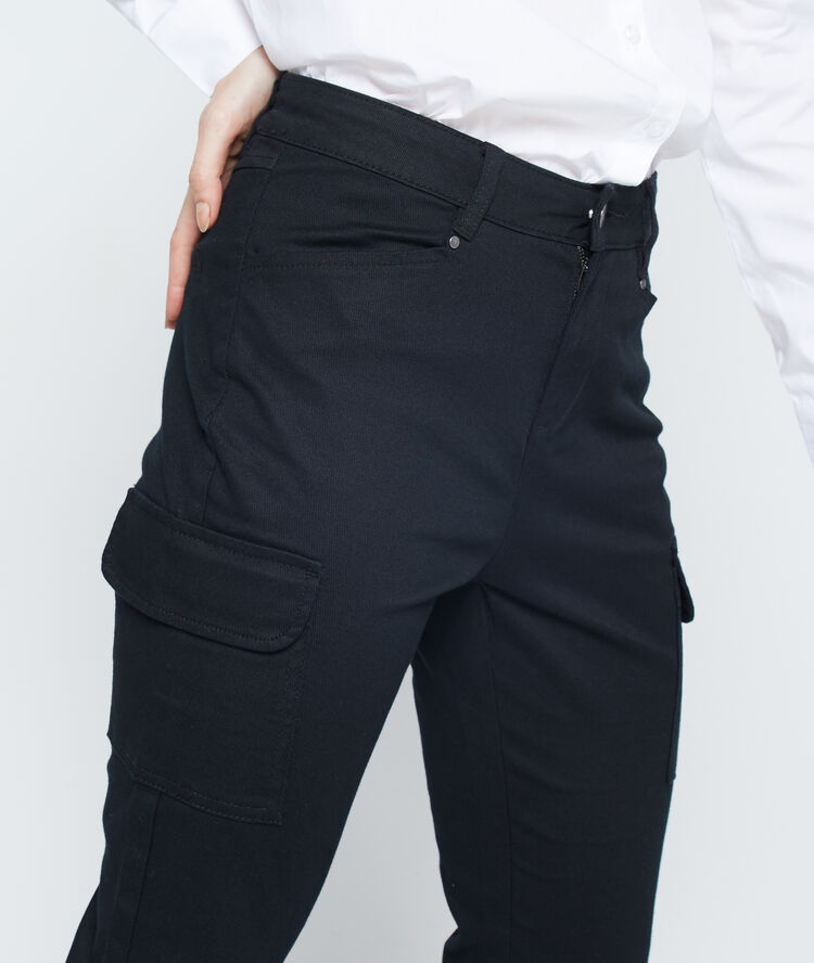 Pantalon slim à poches noir.