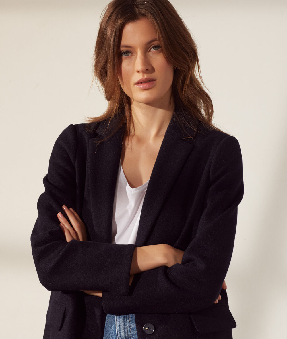 Manteau droit marine.