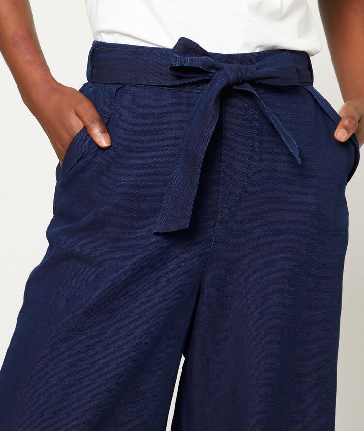 Pantalon large à nouer brut.