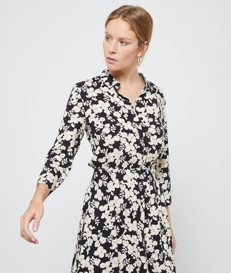 Robe longue imprimé fleuri noir.