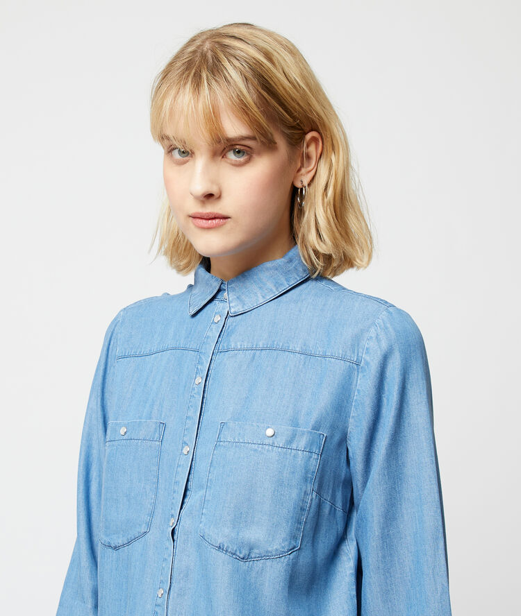 Chemise en jean ciel.
