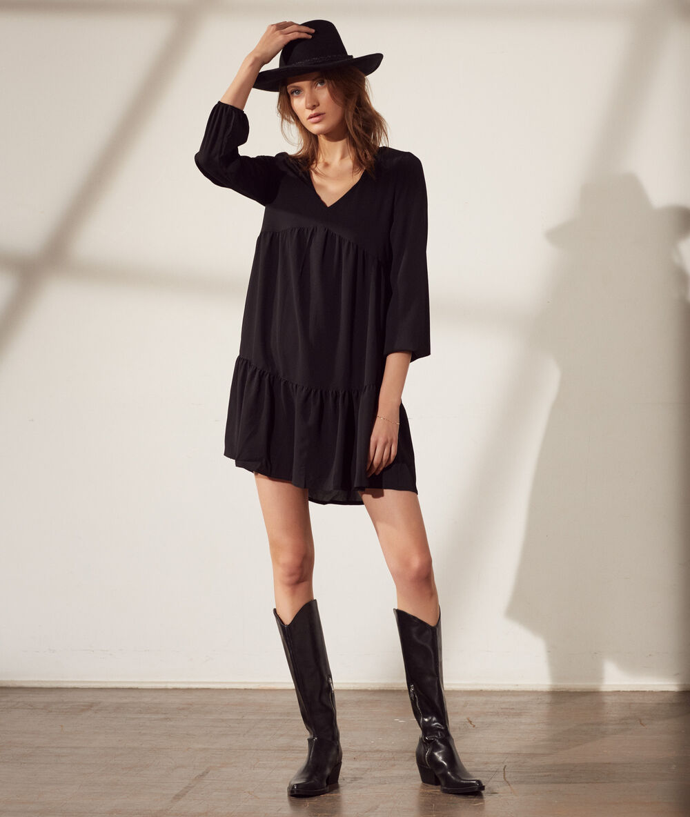 Robe fluide 2 en 1 - brassière intégrée noir.