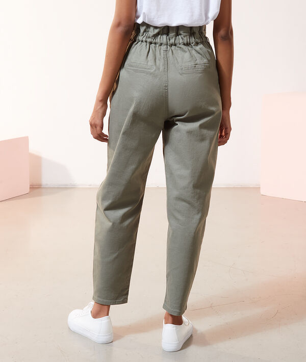 Pantalon carotte taille haute Pantalon carotte taille haute