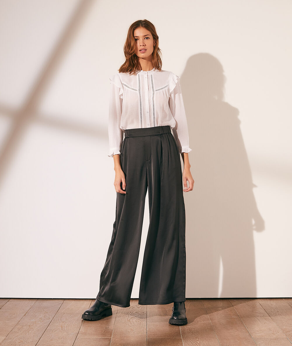 Pantalon large noir.