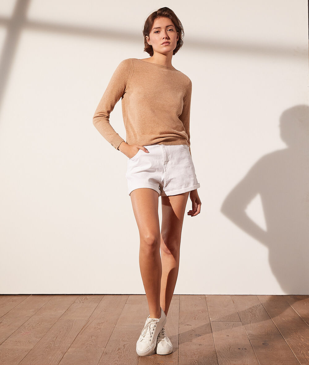 Pull col bateau en cachemire camel.