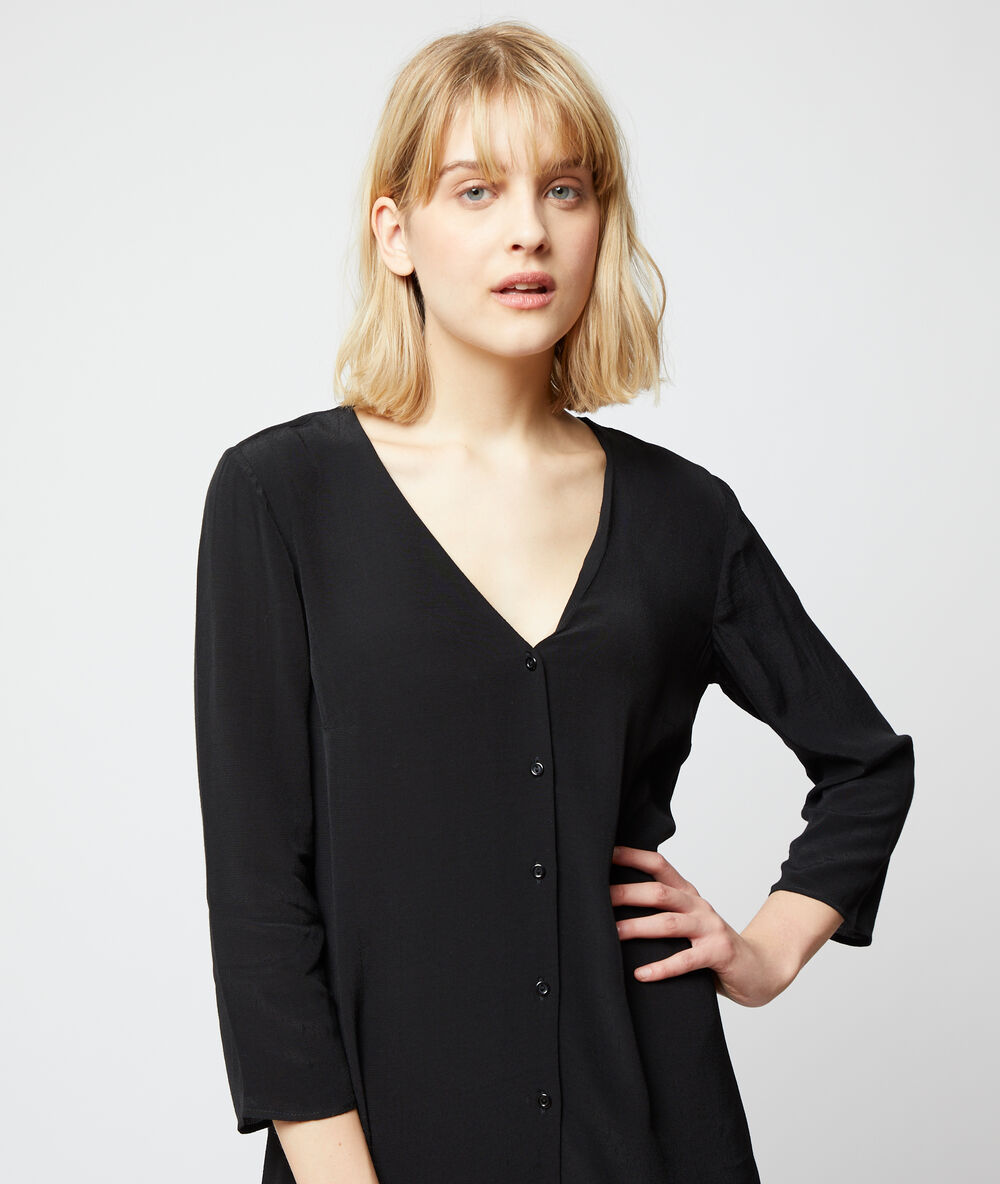 Robe chemise noir.
