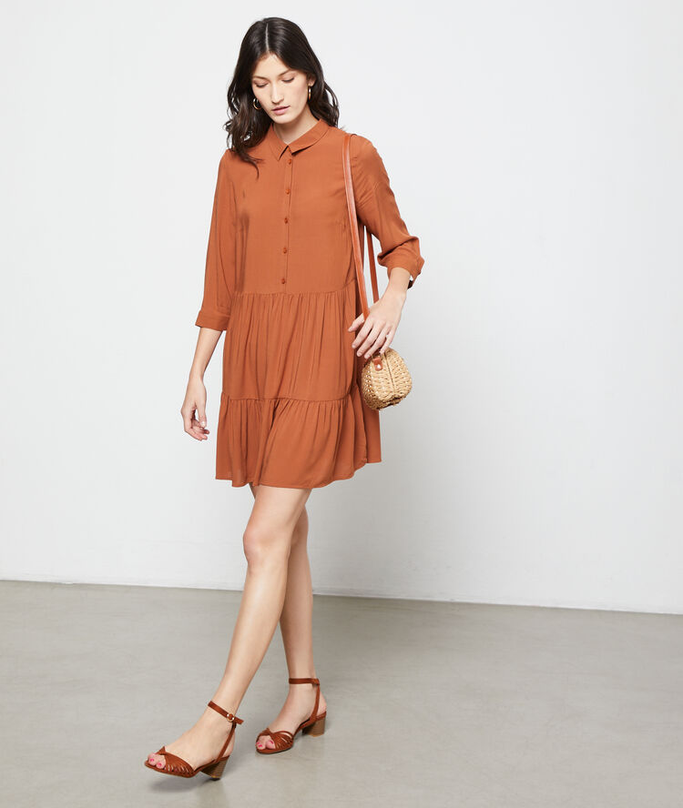 Robe chemise terre.