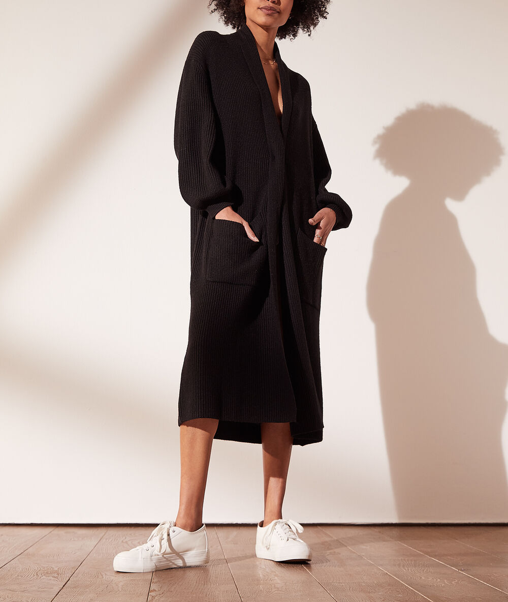 Cardigan long en maille noir.