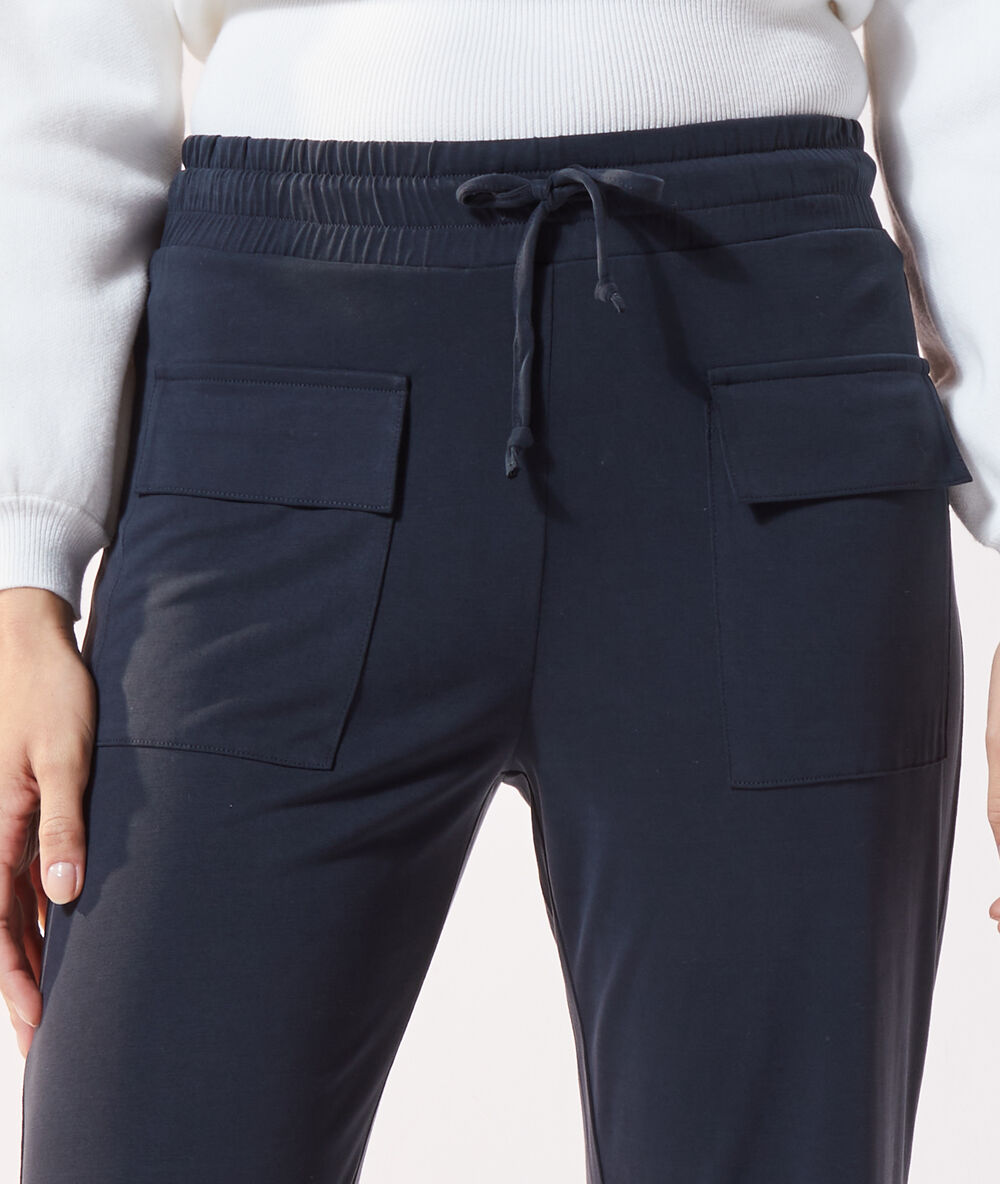 Pantalon jogging à poche noir.