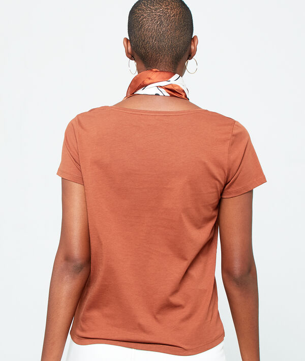 T-shirt brodé "Beauty" T-shirt brodé "Beauty"