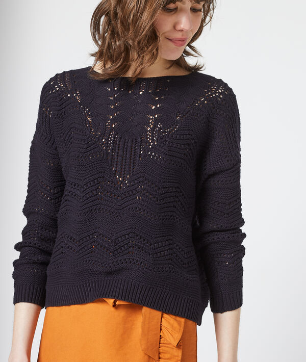 Pull en grosse maille torsadée noir.