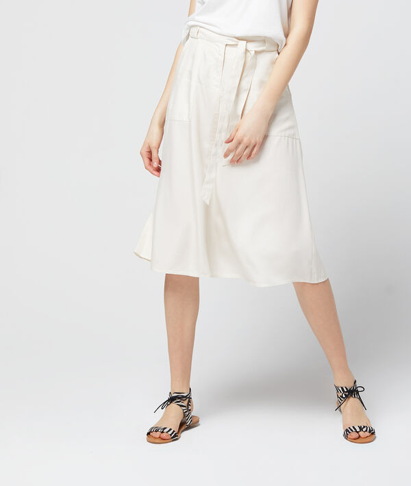 Jupe midi ceinturée en tencel® sable.