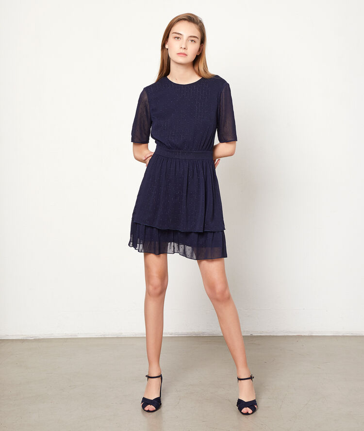 Robe doublée en plumetis marine.
