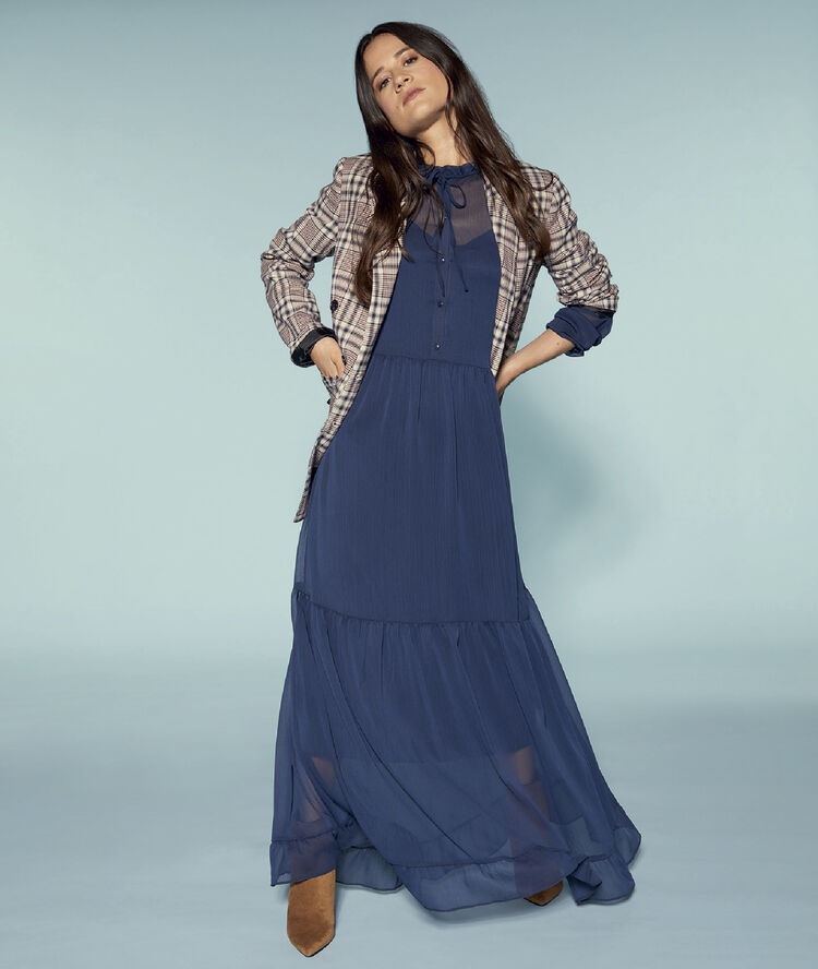 Veste tailleur à carreaux creme.