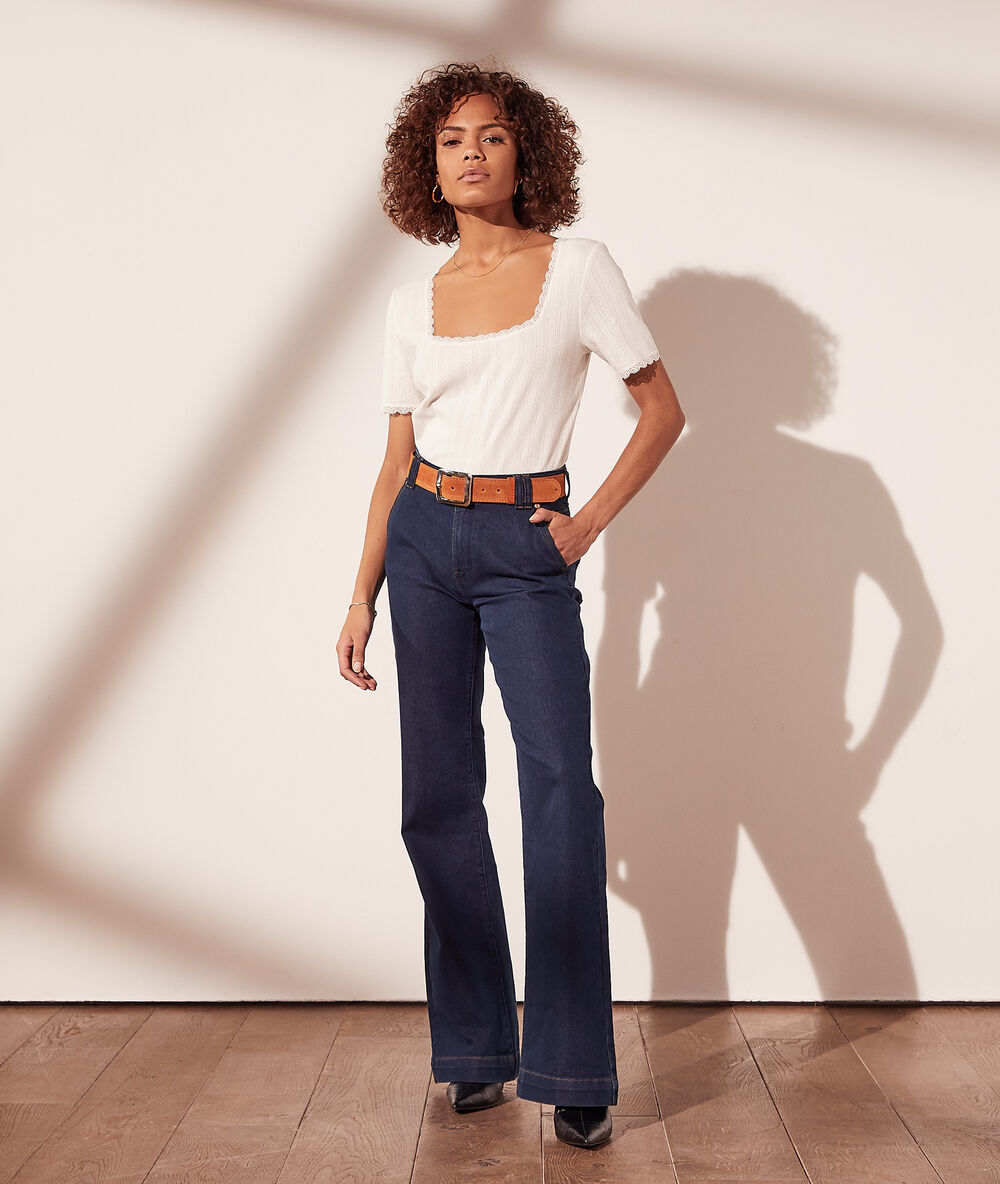 T-shirt pointelle en coton bio détails en dentelle ecru.