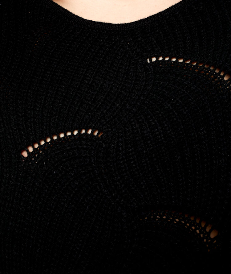 Pull en grosse maille ajourée noir.